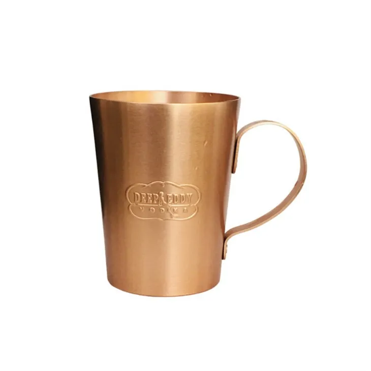 Alumiiniumoksiidist õllekruus käepidemega