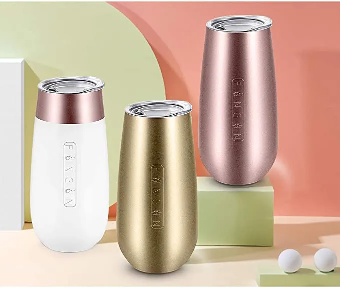 Šampanja roostevabast terasest kruus