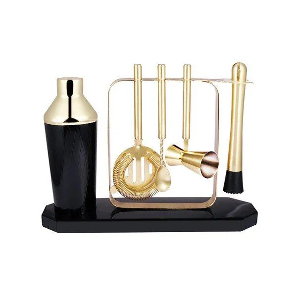 Kuldne kokteilišeiker