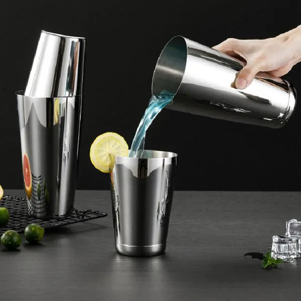 Metallist Boston Shaker Bar