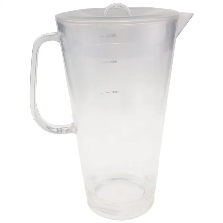 Plastikust veekann kaanega